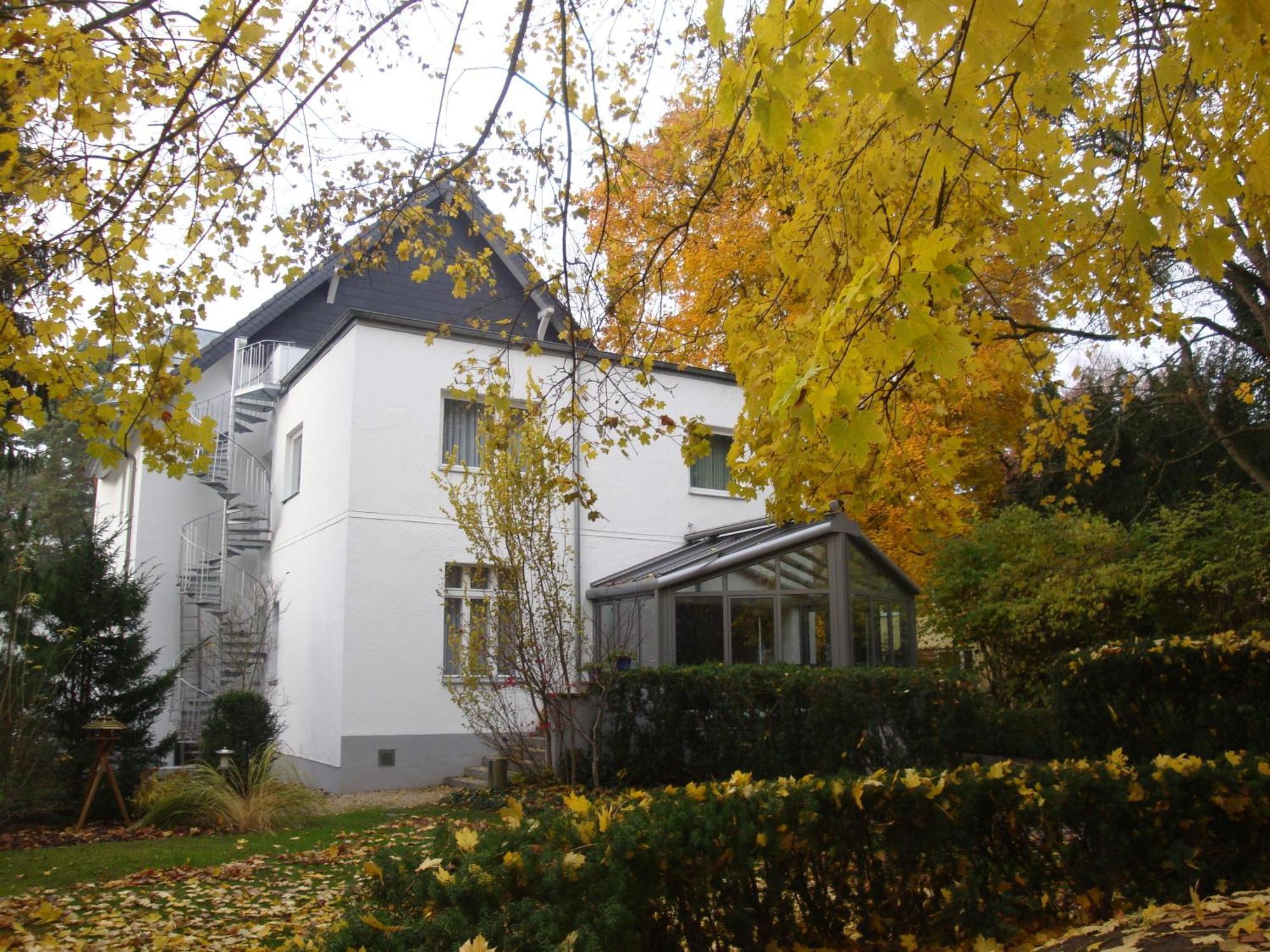 Hotel Landhaus Schlachtensee Berlín Exterior foto